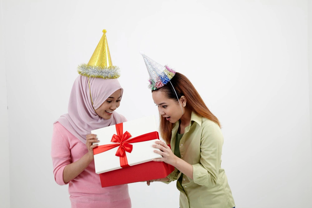 Kado untuk orang terdekat