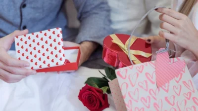 Makna Bunga Valentine dan Pesan yang Ingin Disampaikan Lewat Pilihan Bunga 2 Kado untuk Valentine